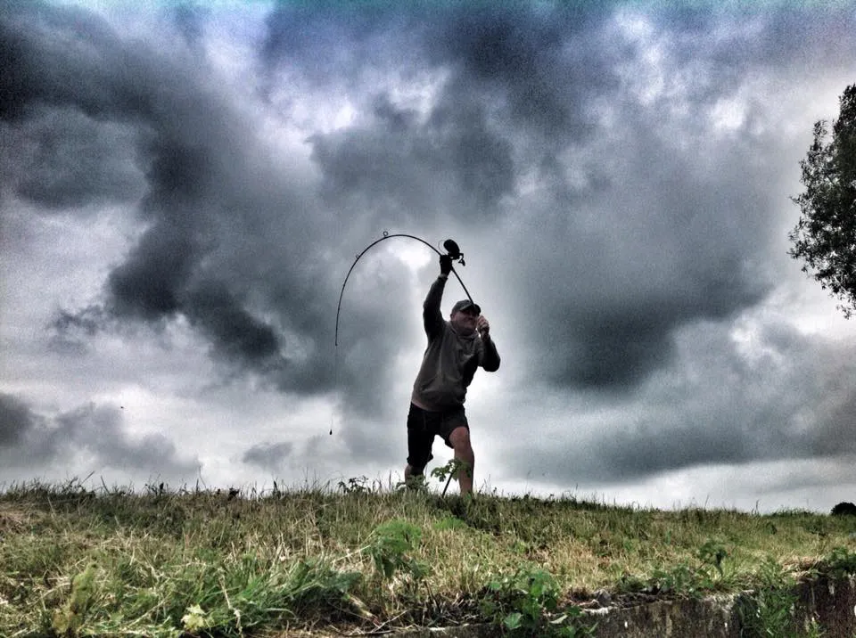 hi-s-carp-rods-scenic-casting-shot